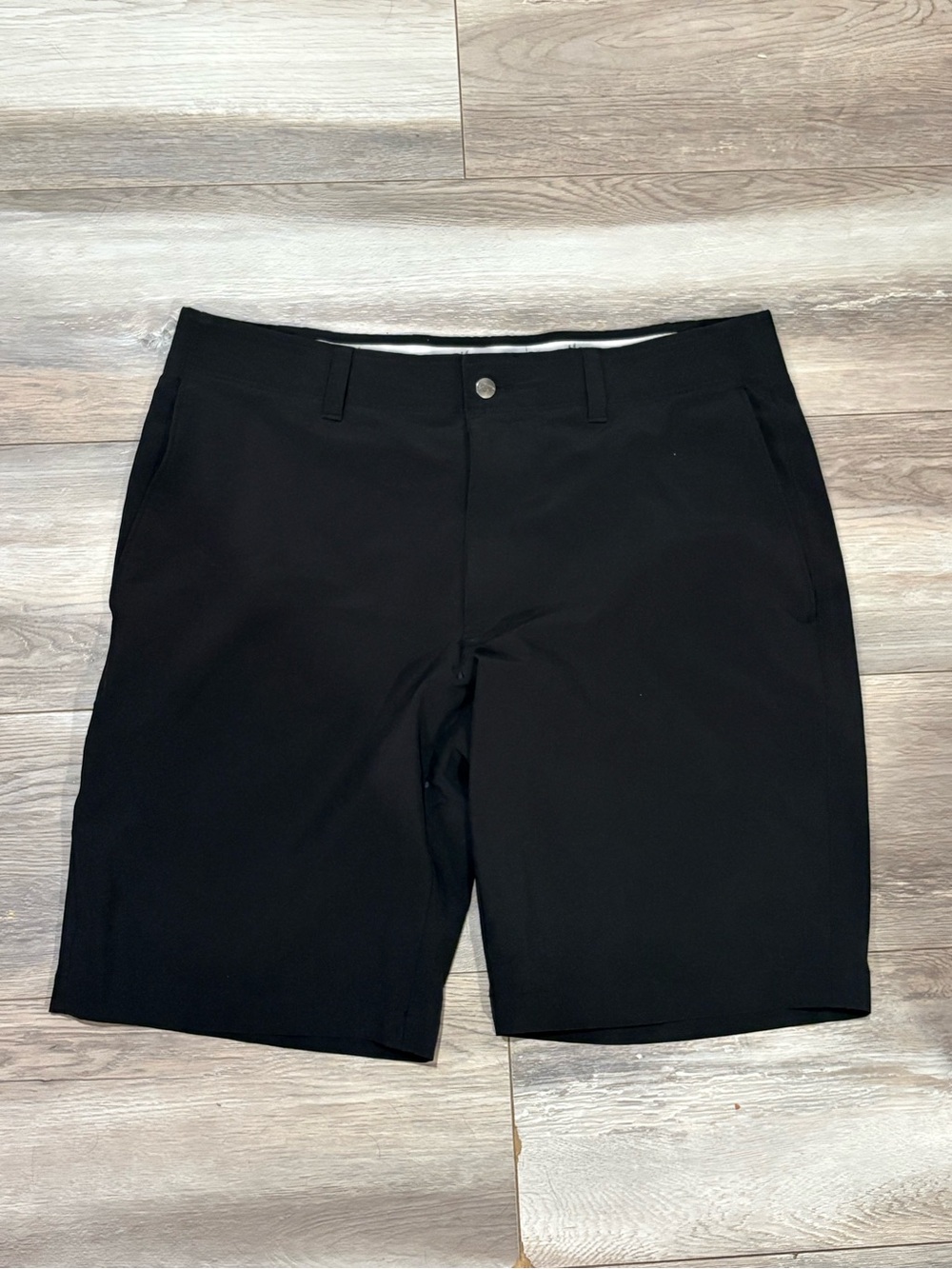 Callaway Black Flat-Front Golf Shorts
